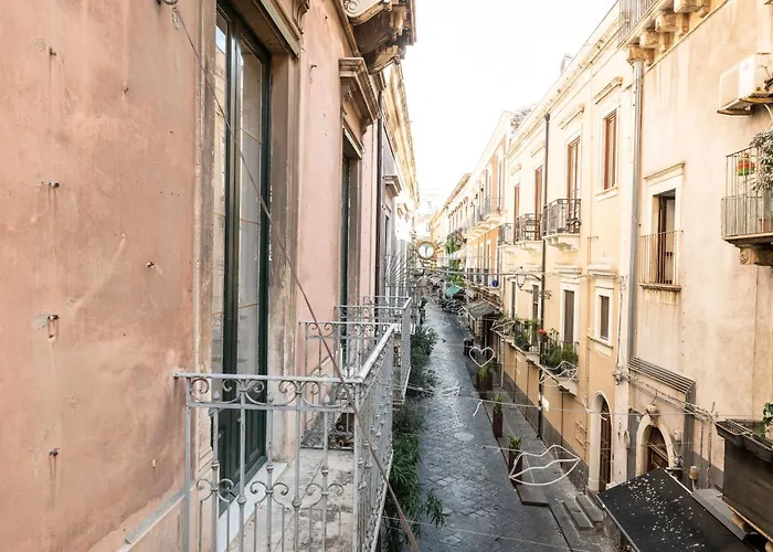 Santa Filomena Historic 卡塔尼亚